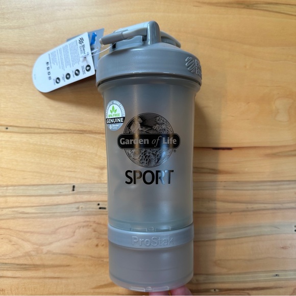 Bottle Shaker Bottle Pill Organizer ProStak, 22OZ Smoke Grey - Picture 2 of 14